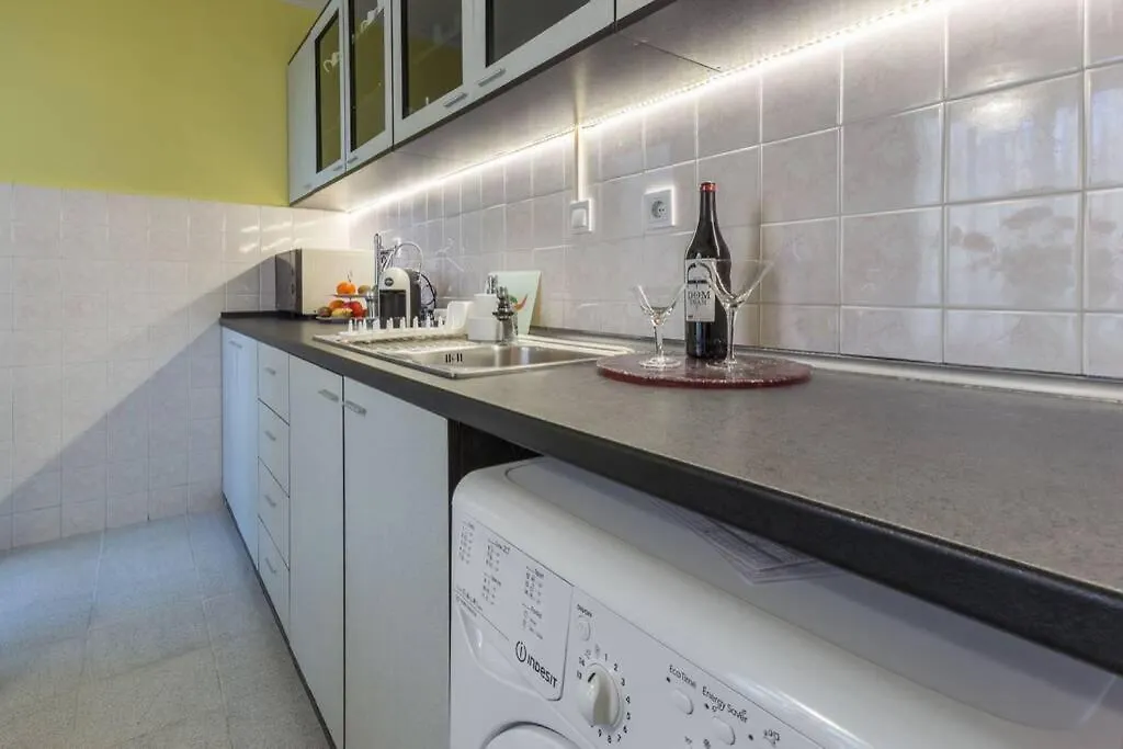 Kapriz - 2 Beds Aptmnt Near The Beach Varna Apartment