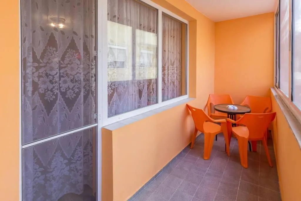 Kapriz - 2 Beds Aptmnt Near The Beach Varna 0*,  Bulgaria